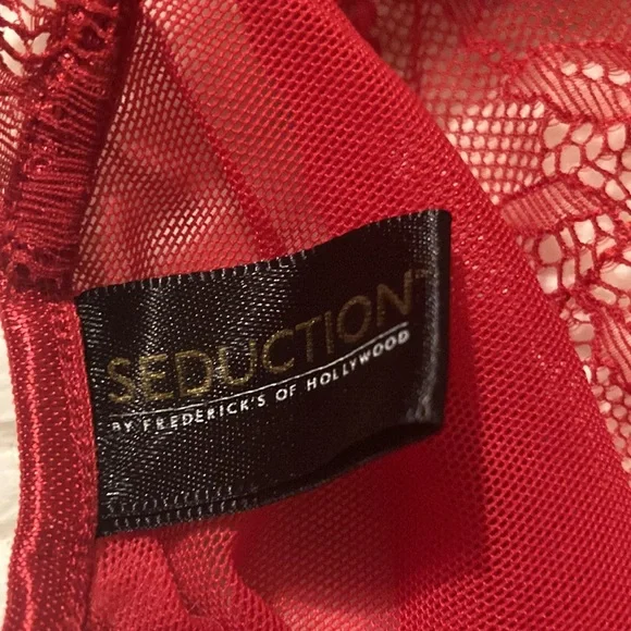 FREDERICK’S OF HOLLYWOOD SEXY LINGERIE SIZE SMALL/MEDIUM - Picture 3 of 3